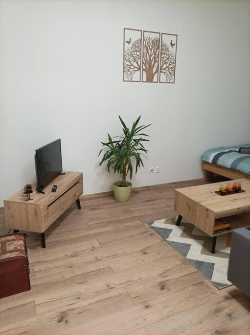Stylovy Apartman Zemplinska Presov Luaran gambar