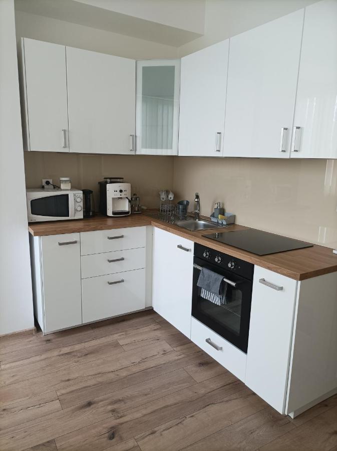 Stylovy Apartman Zemplinska Presov Luaran gambar